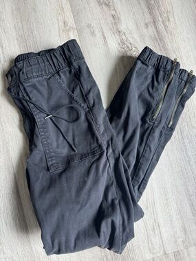 American Eagle Outfitters Black Jogger Pants